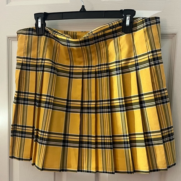 NWT No Boundaries Pleated Yellow Black plaid Zip Mini Skirt Back zip JR Sz XL - Picture 2 of 7